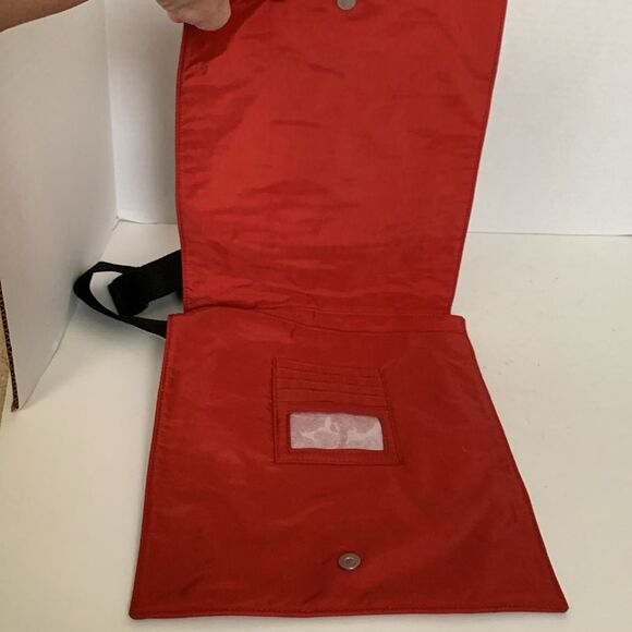 Baggallini NWOT Chili Red Flap Front Slim Profile Organizer Travel Crossbody Bag - Picture 4 of 9